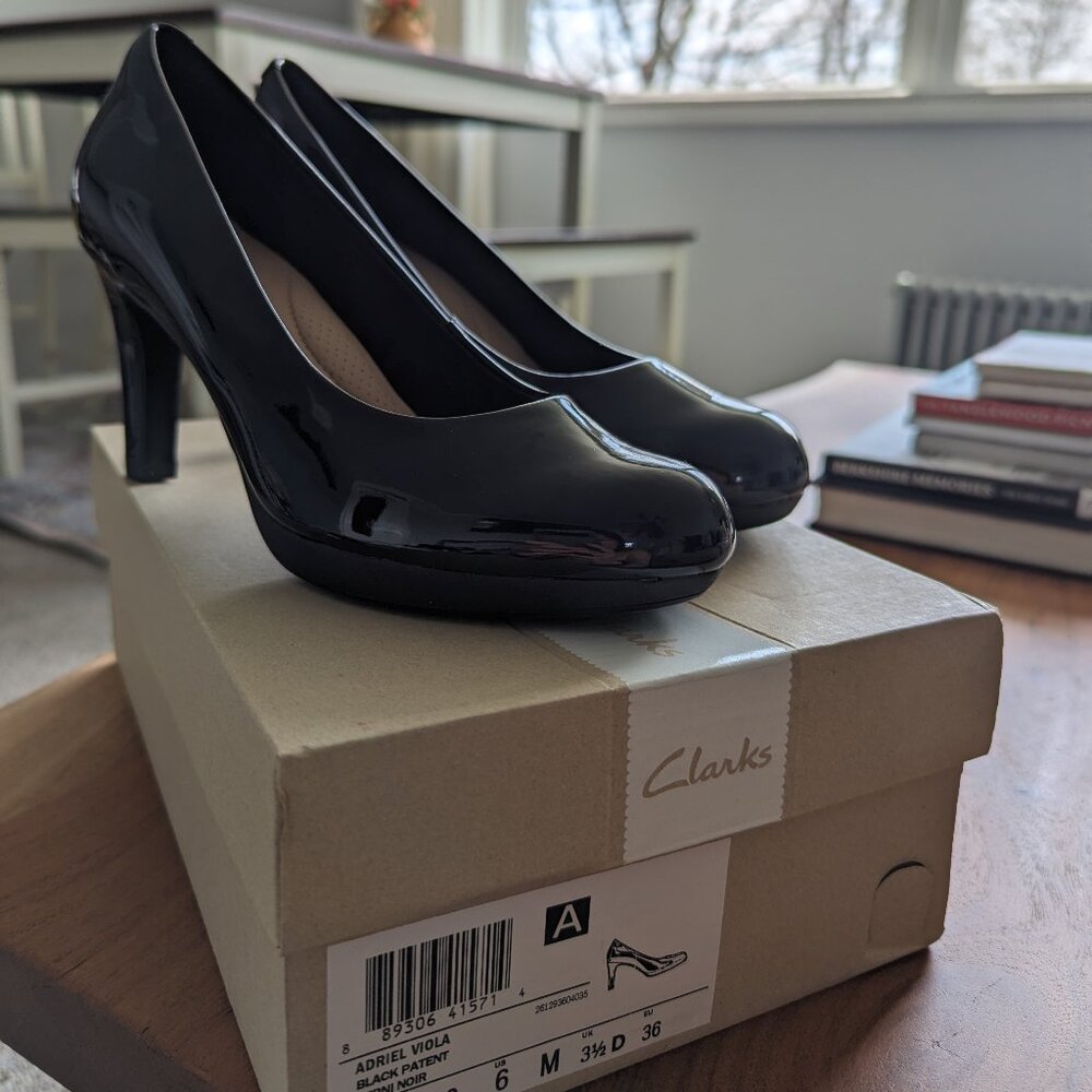 Clarks Adriel Viola Black Patent Pump